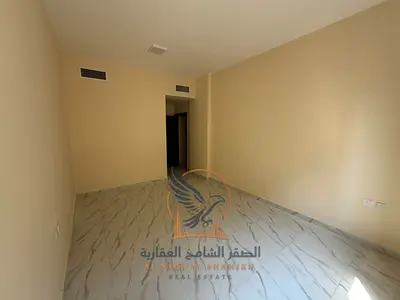 إيجارسنوي بعجمان الروضة 3 غرفة وصالة مساحات واسعة  ثاني ساكن 2 حمام بلكونة تكييف مركزي
