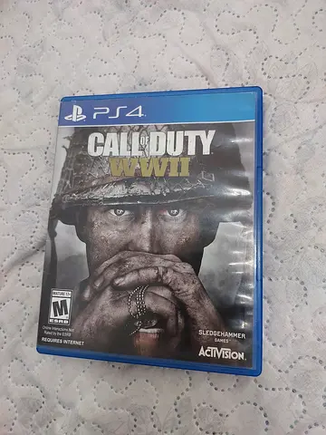 Call of Duty WWII (PS4) - Original Disc, Good Condition