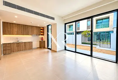 BRAND NEW | CLOSE TO AMENITIES | SINGLE ROW