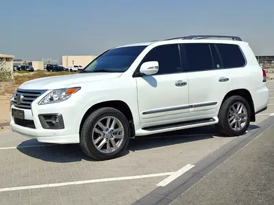 2014 Lexus LX 570 original km 114000Base GCC Specs