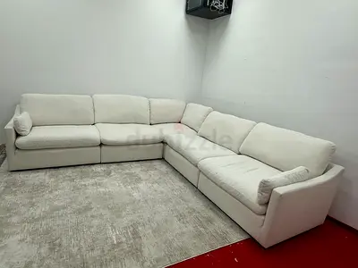 Looks great condition oc home sofa