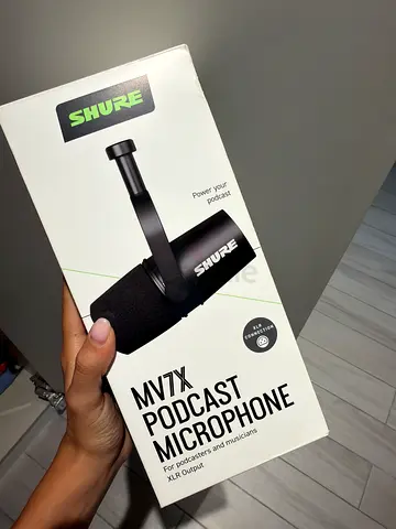 Shure MV7X Podcast Microphone (boxed) - Good Condition