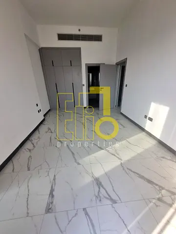 HIGH FLOOR | TENANTED| INVESTOR DEAL