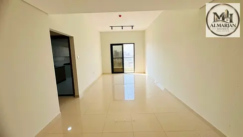 ارقي غرفتينش و صالة تاني ساكن مع شهر مجاني و موقع مميز و تاور سكني راقي بشارع خليفة و سهل المخرج للشارقة و دبي