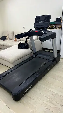 Treadmill refurbished