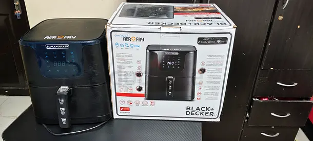 Black+Decker Air Fryer with Box - Good Condition