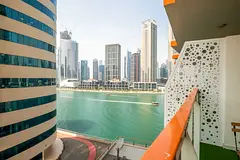 Stylish 1 BHK Apartment in Business Bay