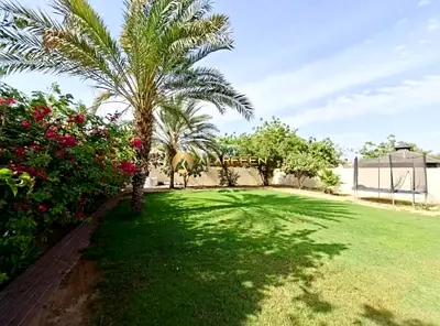 Fully Upgraded | 2Br+Maid | Private garden