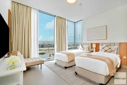 Luxury Lagoon-View 3BR + Maid’s | Monthly Stays I District 1 I MBR City