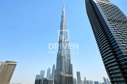 Burj Khalifa View | Corner Unit | Huge Layout