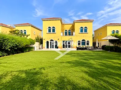 Exclusive 3BR + Maid | Huge Plot | VOT | Near Park