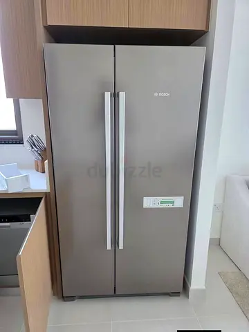 Bosch Side by side refrigerator freezer