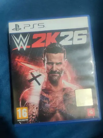WWE 2K26 PS5 game - disc in good condition