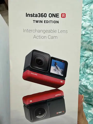 Insta360 ONE R Twin Edition interchangeable lens action camera