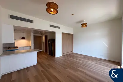 Fully Upgraded | Studio | Prime Location
