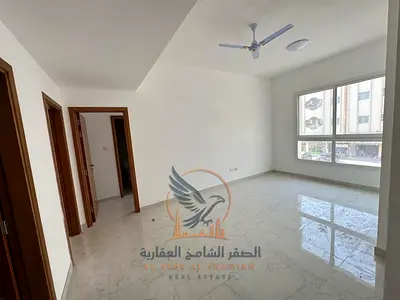 اول ساكن مساحات واسعة غرفتين وصالة خزائن حائط بلكونة بااطلالة مفتوحة