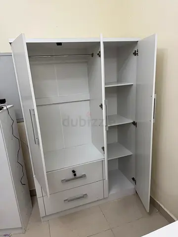 White 3-Door Wardrobe with Shelves and Drawers - Good Condition