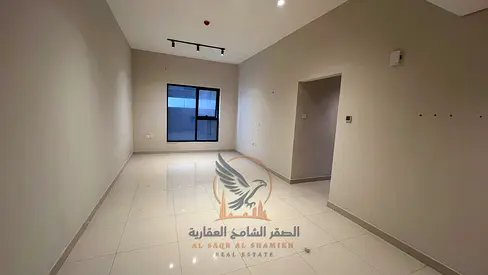 New Tower Spacious 2BR Balcony Open View Built-in Wardrobes Dubai Exit