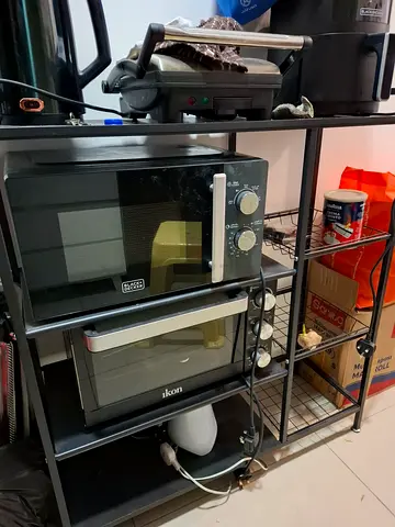 Kitchen cabinet