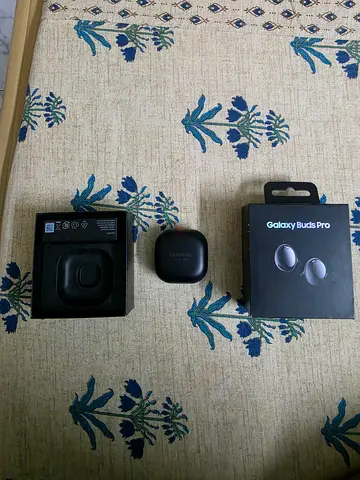 Samsung Galaxy Buds Pro with original box - Perfect condition not used only open box