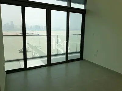Corner Unit | Maid Room | 2 Balconies