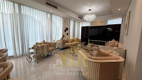 Resale of a luxury villa in Al Zorah – Ajman | Corner unit | Private pool and spacious garden | Fully furnished | Rental income of AED 250,000 per yea