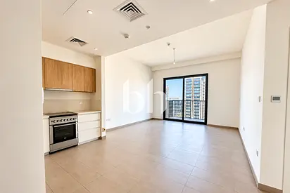 Mid-Floor | Unfurnished | On the Park