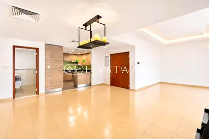 Skyline Views | Spacious 1BR | Corner unit