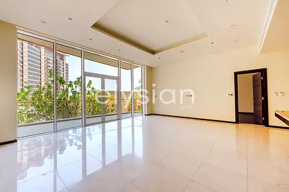 Large Layout | Equipped Kitchen | Big Terrace