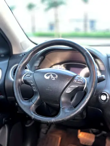 2015 Infiniti QX60 — фото 10