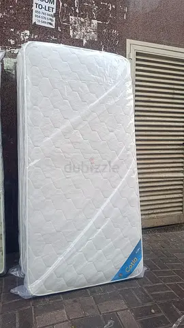 Single mattress (brand new, wrapped) - good quality
