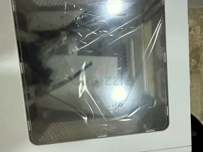Compact mini ITX PC case with transparent side panel (new)