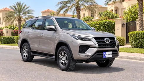 AED 1,520/m | 0 DP | Free 3 Months Warranty | Service History | 30 Day Return | TOYOTA FORTUNER 2024