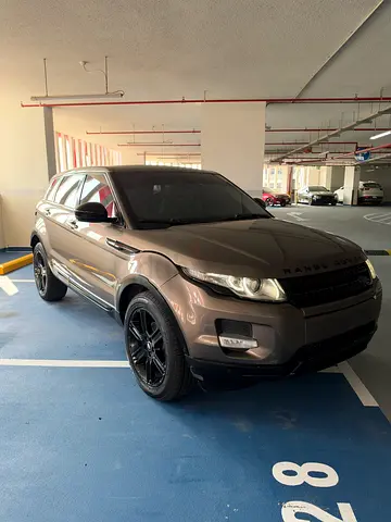 Range Rover Evoque Dynamic HSE 2015 GCC Great condition