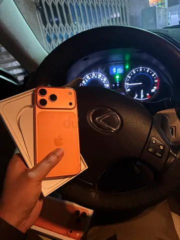 iPhone 17 Pro Max – 256GB – Cosmic Orange