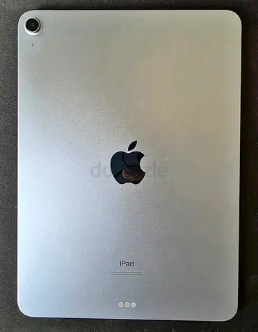 Apple iPad air 4 (space gray) - good working condition