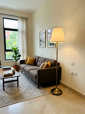Floor lamp