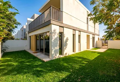 End Corner | 4BR + Maid | Luxury Family Living
