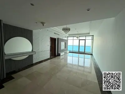 Live In A Spacious Ocean View Apartment.