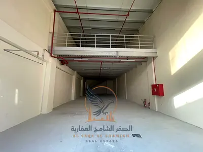 معرض جديد للإيجار بالجرف الصناعية 2 3,822 قدم² ميزانين واسع قريب من الشارع الرئيسي فاير سيستم حديث وموقع مميز