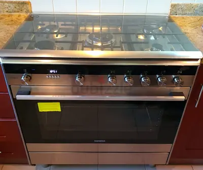 Siemens iQ700 top gass oven electric 90 by 60 cm