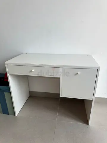 Ikea desk / dressing table