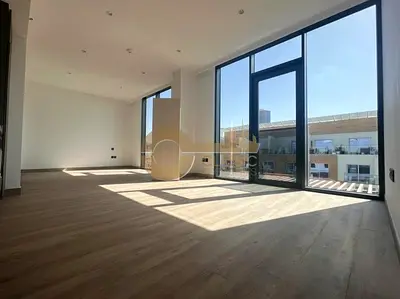 MODERN & BRIGHT LAYOUT | PREMIUM AMENITIES