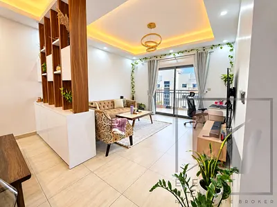 Higher floor| Renovated | Community View | VOT