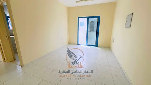 One-bedroom apartment for annual rent in Ajman, Al Hamidiya area, in a prime location next to the court and close to Etisalat.