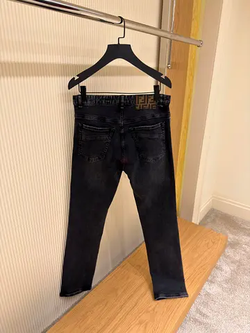 Fendi jenas for men