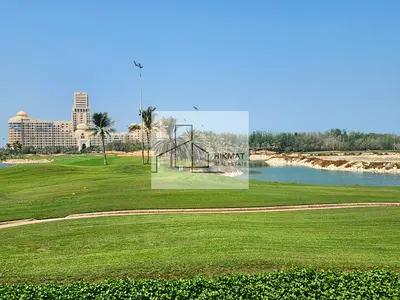 Amazing Golf 1 BR Walking Distance to Al Hamra Mall