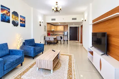 Stylish Apartment | Bright & Airy | Modern Lifestyle