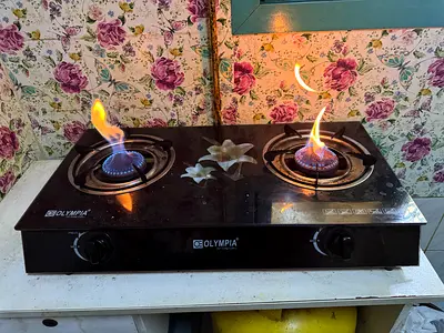 Olympia 2-Burner Glass Top Gas Stove - Used, Working