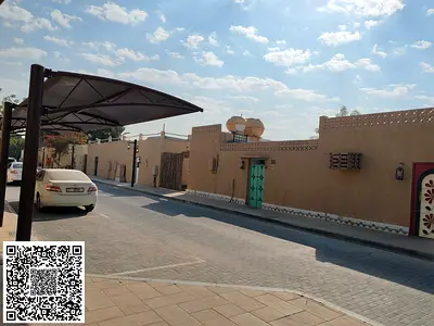 قرب مرسى عجمان /تملك حر لكل الجنسيات/ موقع مميز وسط المدينه